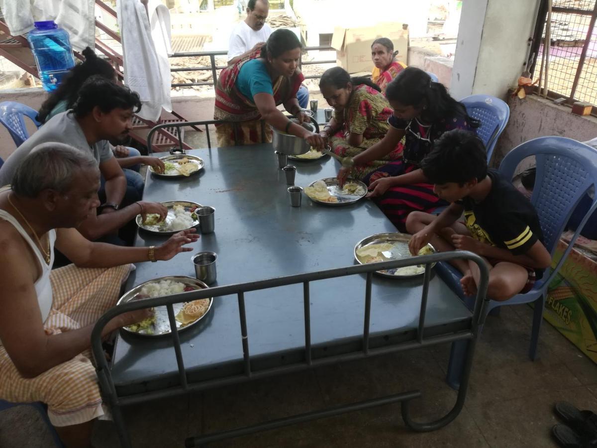 Abhi Homestay Hampi Εξωτερικό φωτογραφία